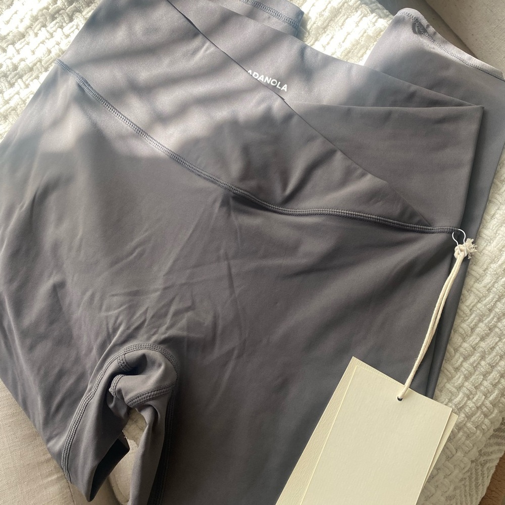 ADANOLA | BRAND NEW | leggings